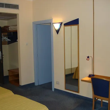 Express Aosta East Hotel Pollein