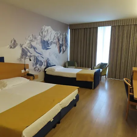 Express Aosta East Hotel 3*