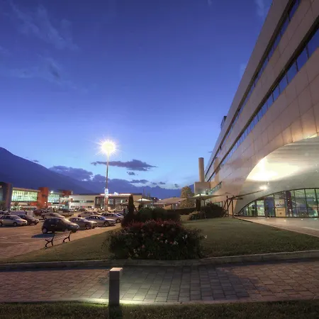 Hotel Express Aosta East 3*