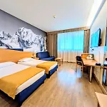 Express Aosta East Hotel