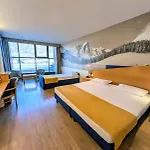 Express Aosta East Pollein