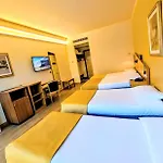 Express Aosta East Hotel 3*