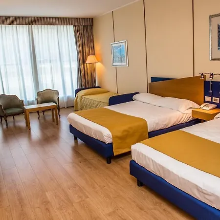 Hotel Express Aosta East 3*