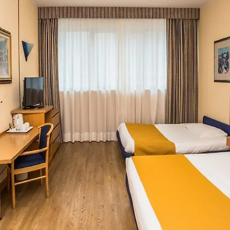 Express Aosta East Hotel 3*