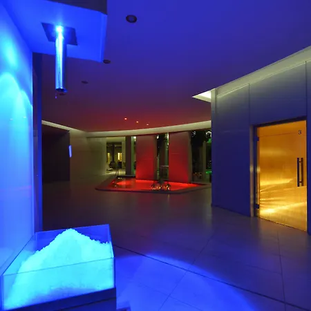 Express Aosta East Hotel