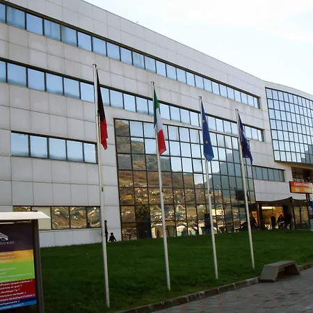 Express Aosta East Otel 3*