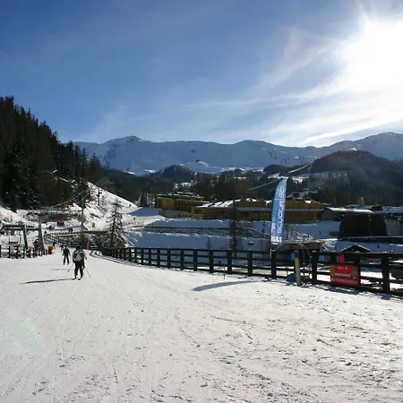 Express Aosta East Hotel 3*