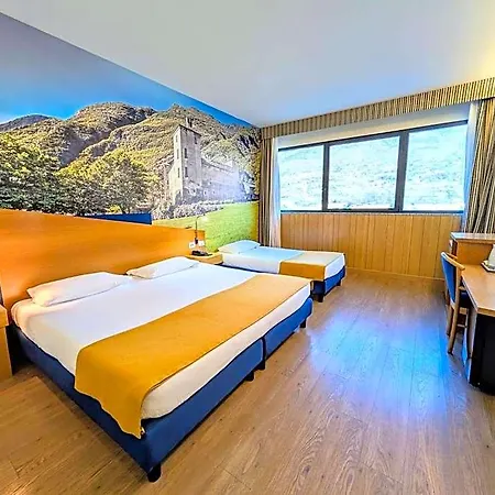 Otel Express Aosta East