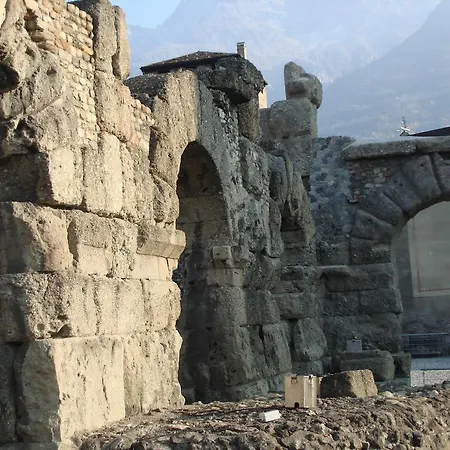 Hotel Express Aosta East