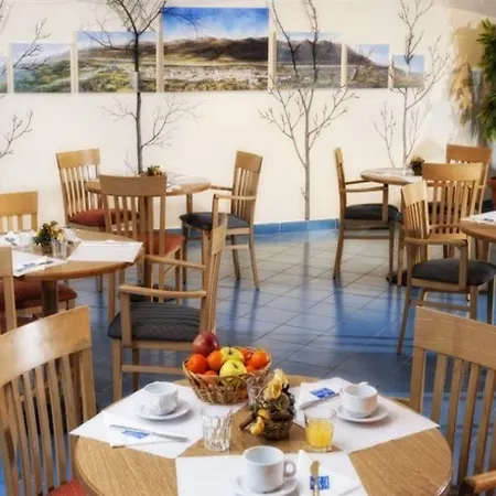 Hotel Express Aosta East 3*