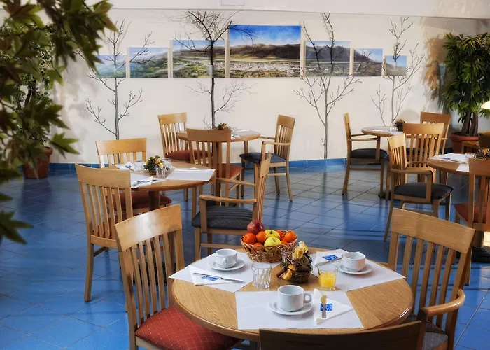 Express Aosta East Hotel 3*