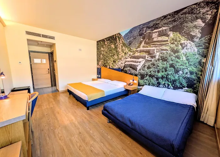 Hotel Express Aosta East 3*